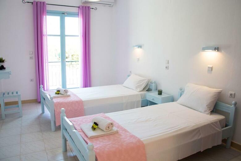 Maria's Apartments
