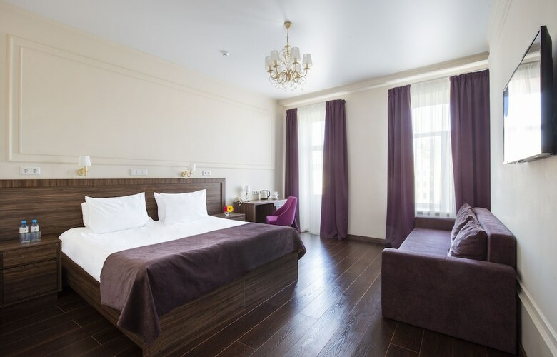 Golden Age Hotel