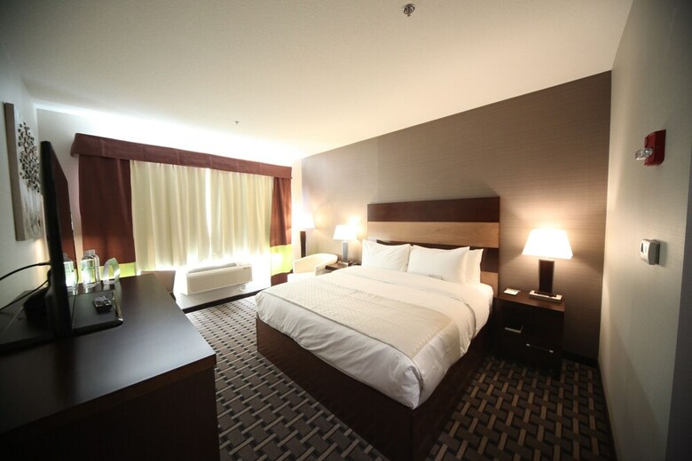 Hotel Wyndham Garden Edmonton Airport