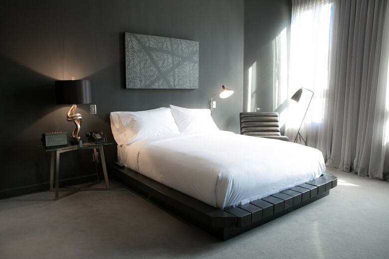 Tuck Hotel