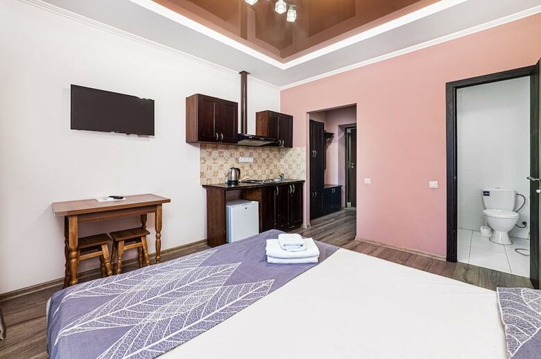 Apartamentos Art Suites Underpub