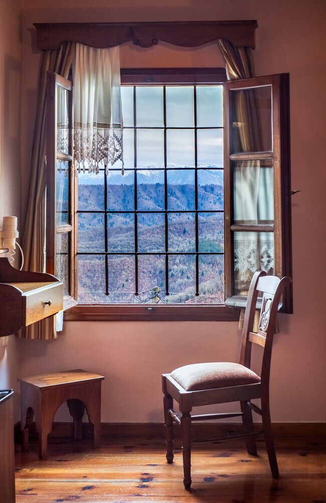 Hotel En Chora Vezitsa