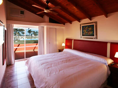 Hotel Marina House Caba�as