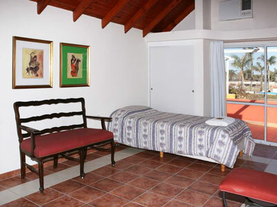 Hotel Marina House Caba�as
