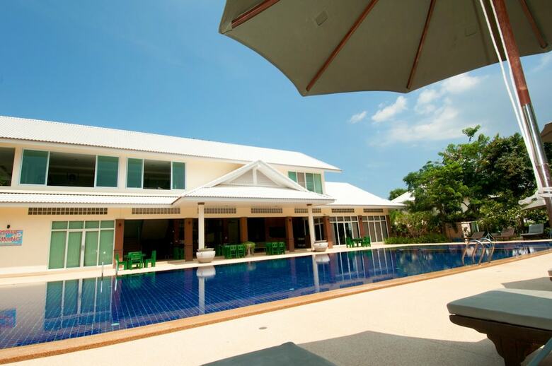 Hotel Taweeporn Resort