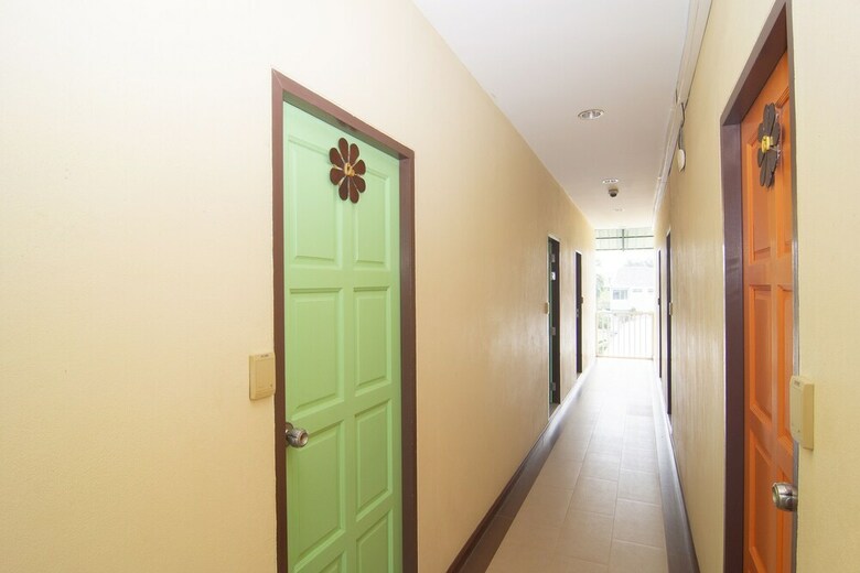 Hotel Oyo Baan Taklom Chomtalay