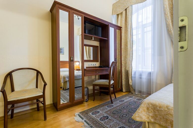 Hotel Baskov Guesthouse