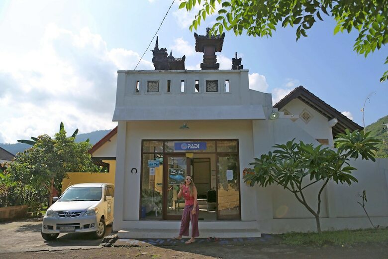 Hostal Bali Fab Dive Center - Hostel