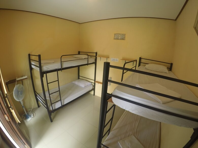 Hostal Bali Fab Dive Center - Hostel