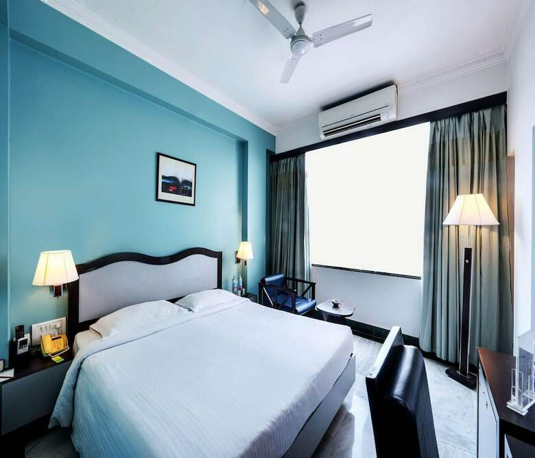 Hotel Capitol Residency