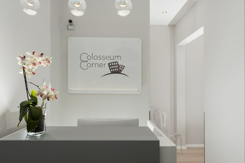 Hotel Colosseum Corner