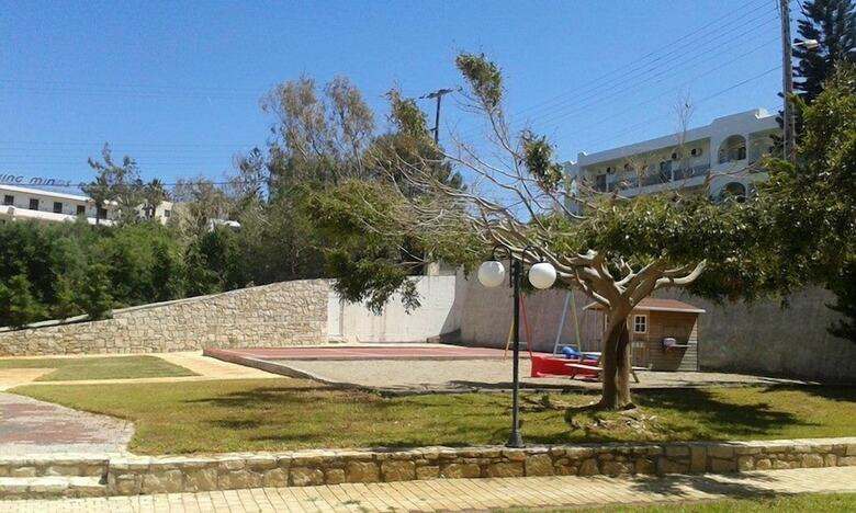 Aparthotel Irene Village