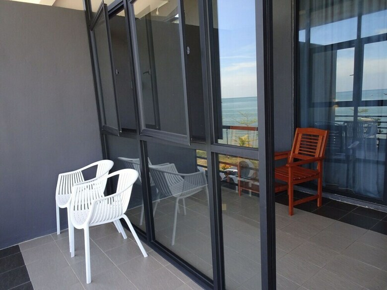 Bayfront Hotel