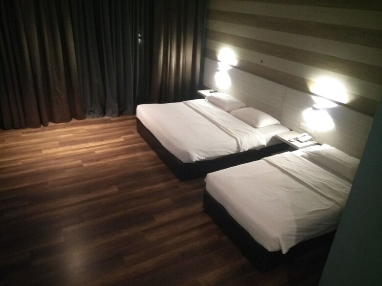 Bayfront Hotel