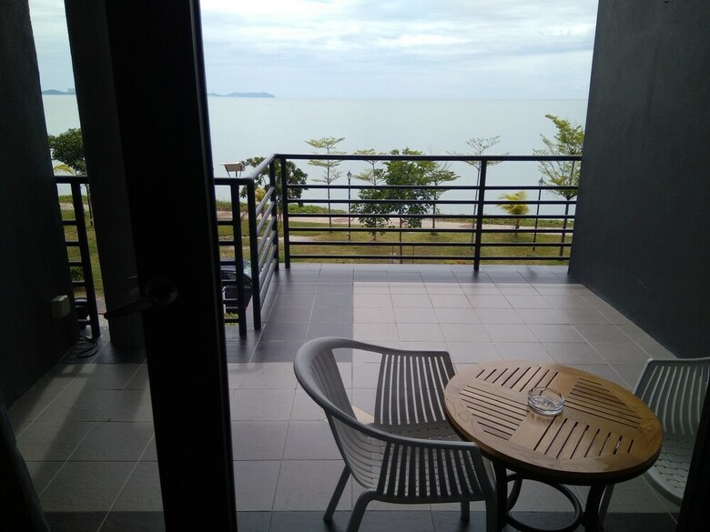 Bayfront Hotel