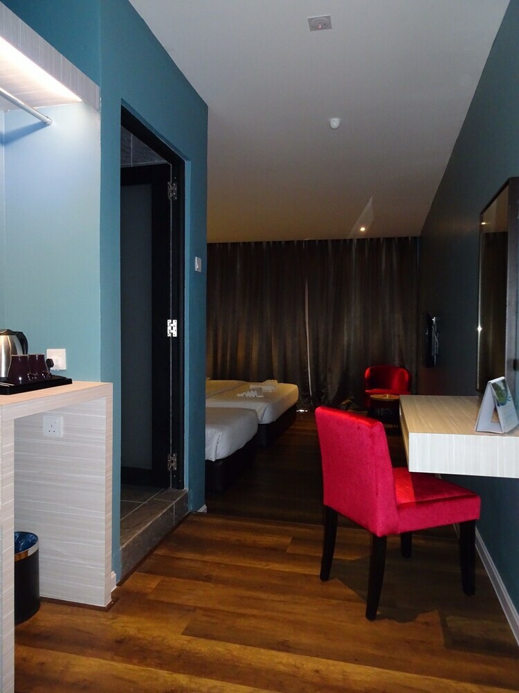 Bayfront Hotel