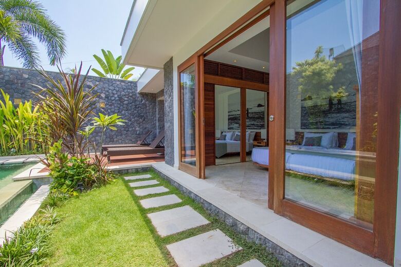 Villa Vishuddha Ajna
