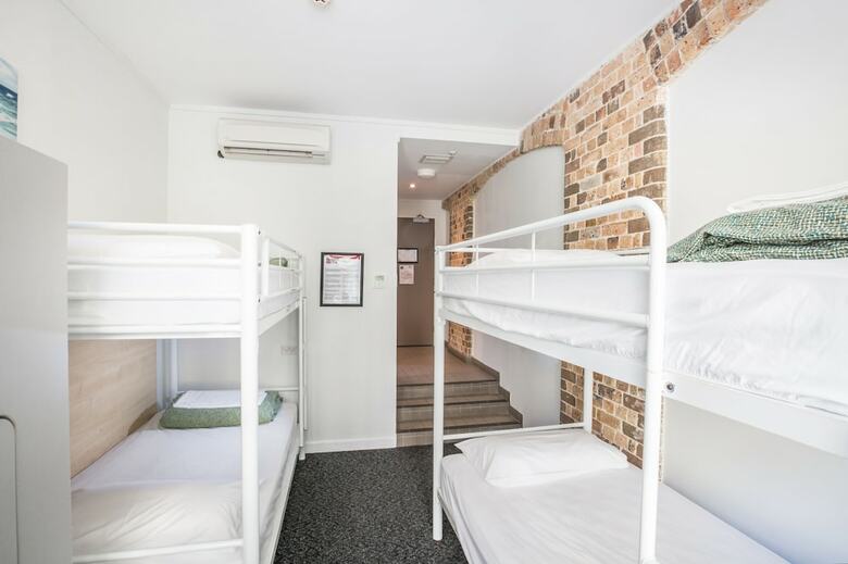 Hostal Base Sydney - Hostel