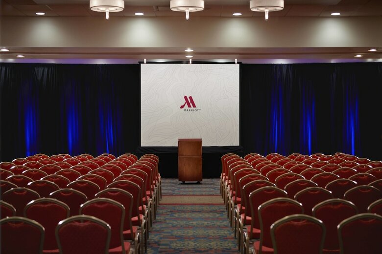 Hotel Des Moines Marriott Downtown