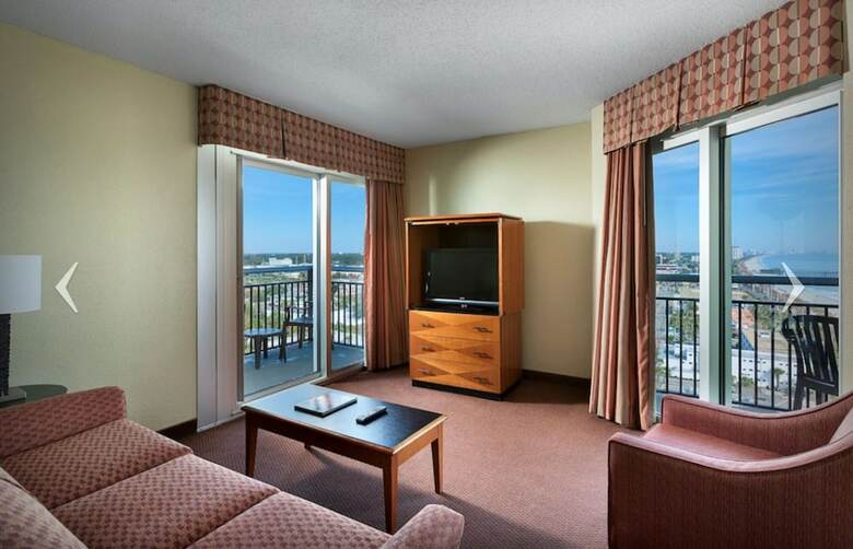 Hotel Bay View Resort