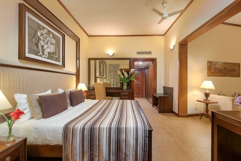 Hotel Amaya Hills