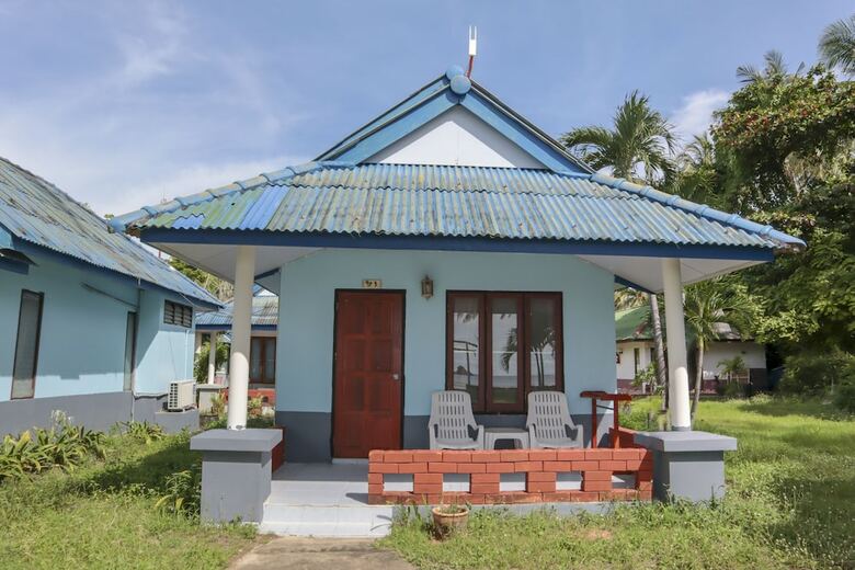 Hotel Saladan Beach Resort