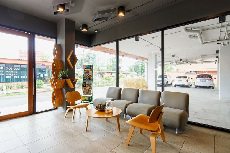 We Terminal Hotel