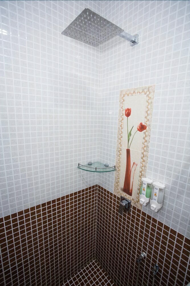 G Home Hotel