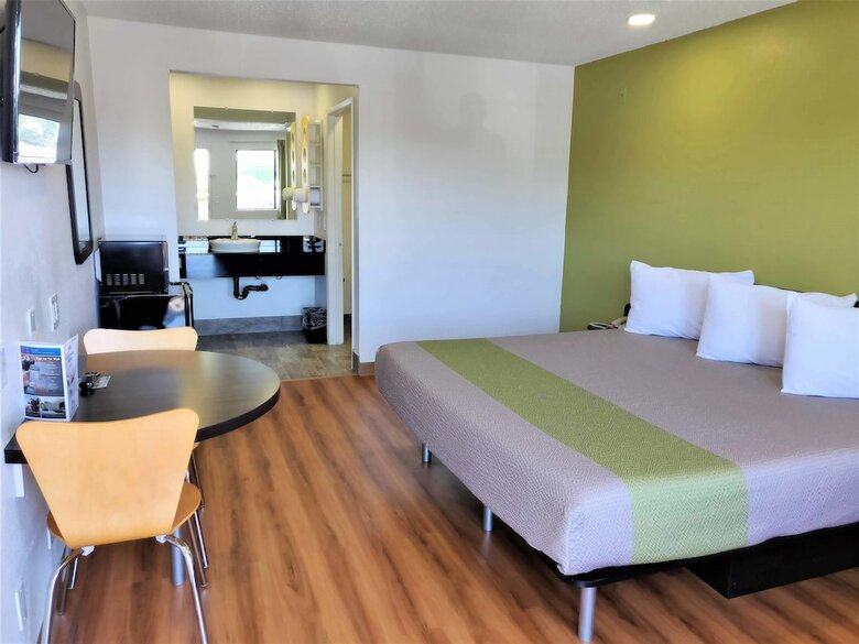 Motel 6 Fresno, Ca - Yosemite Hwy