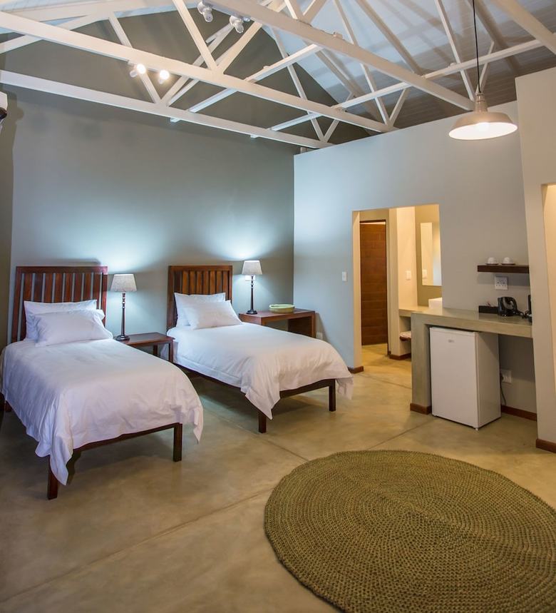 Posada Hamiltons Lodge & Restaurant