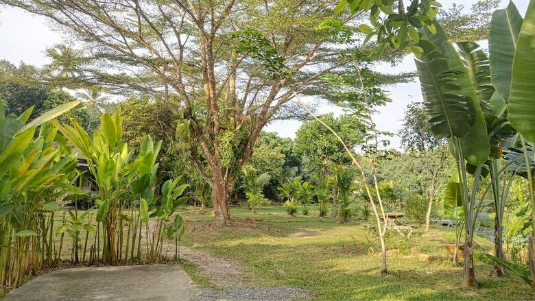 Hotel Baan Bua Cottage