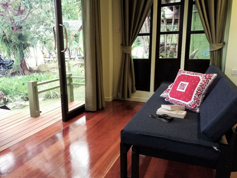 Hotel Baan Bua Cottage
