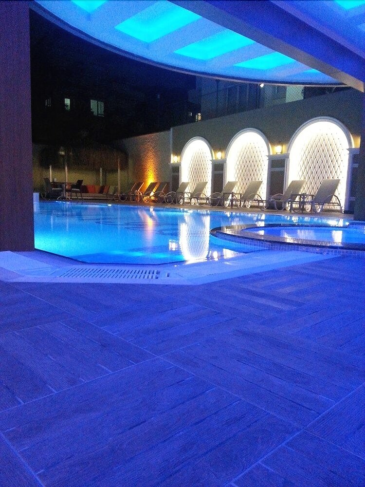 Lavinia Apart Hotel