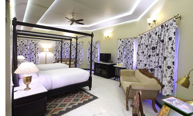 Hotel Juna Mahal