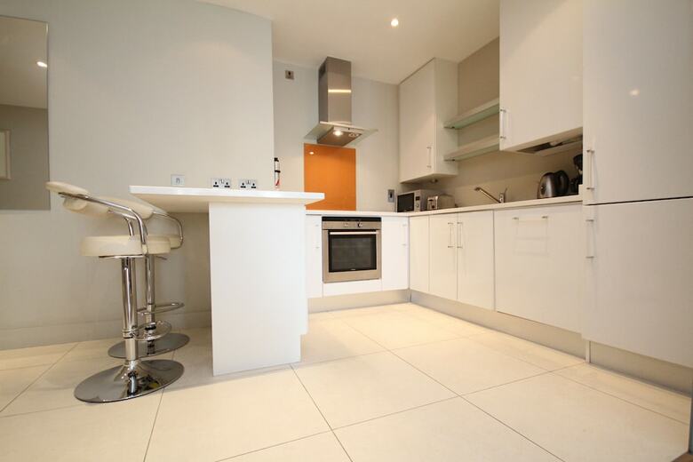 Lower Baggot Street Apartment