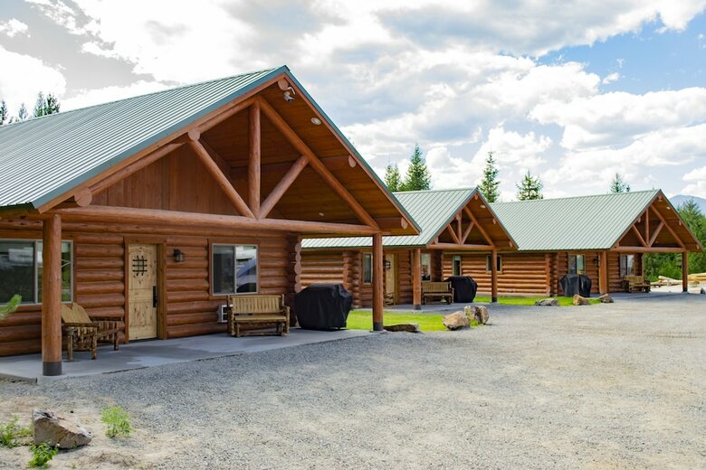 Hotel Bonners Ferry Log Inn