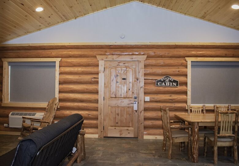 Hotel Bonners Ferry Log Inn