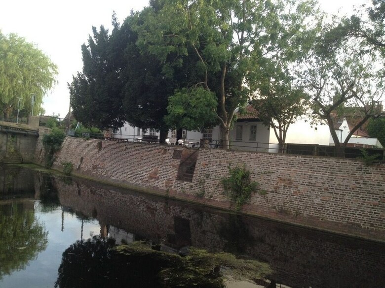 Hotel Riverside Mews