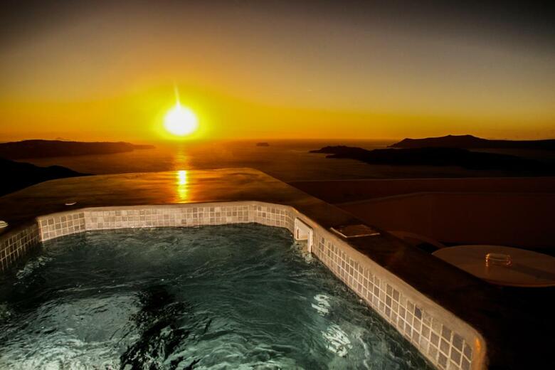 Hotel Villa Irini Fira Adults Only