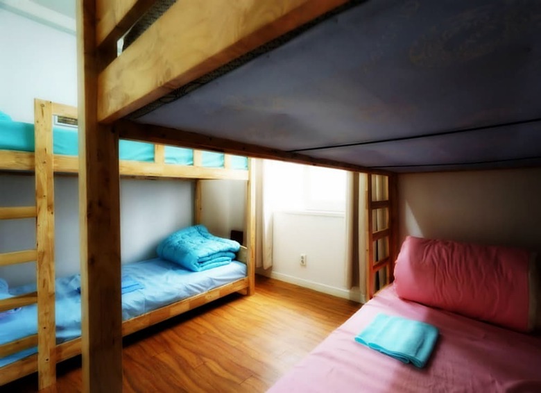 Hostal Tiara Guesthouse - Hostel