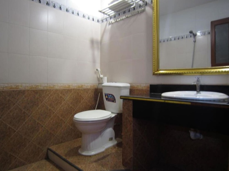 Oyo 253 Tan Ha Hotel