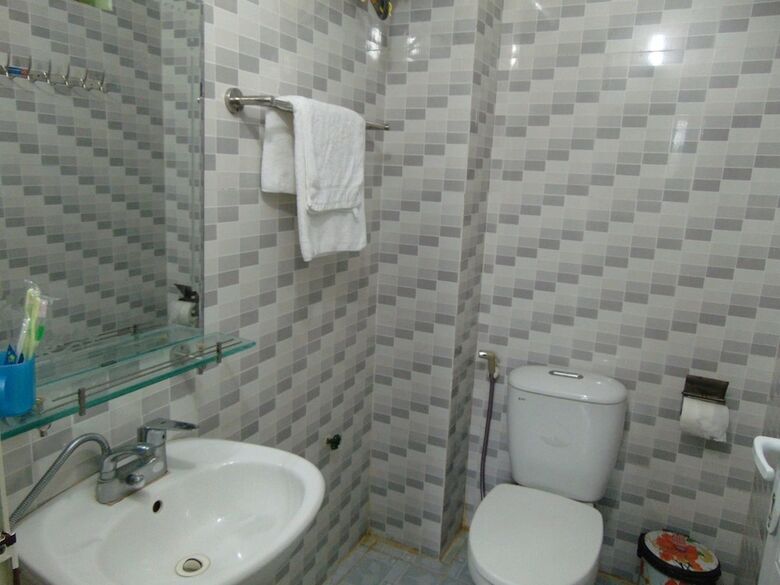 Noi Bai Golden Hotel