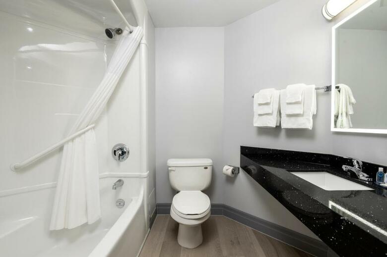 Motel 6 - Niagara Falls, Ontario