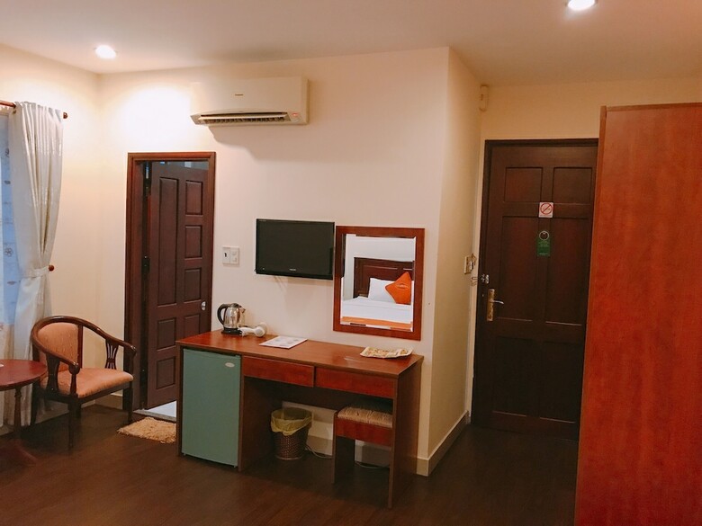 Golden Star Hotel