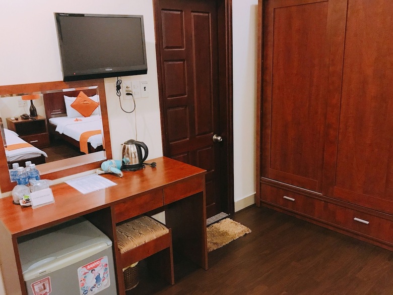Golden Star Hotel