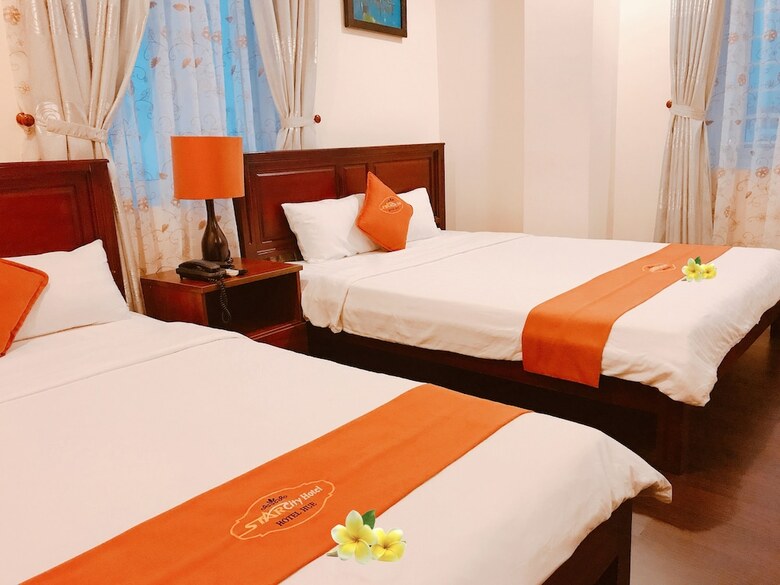 Golden Star Hotel
