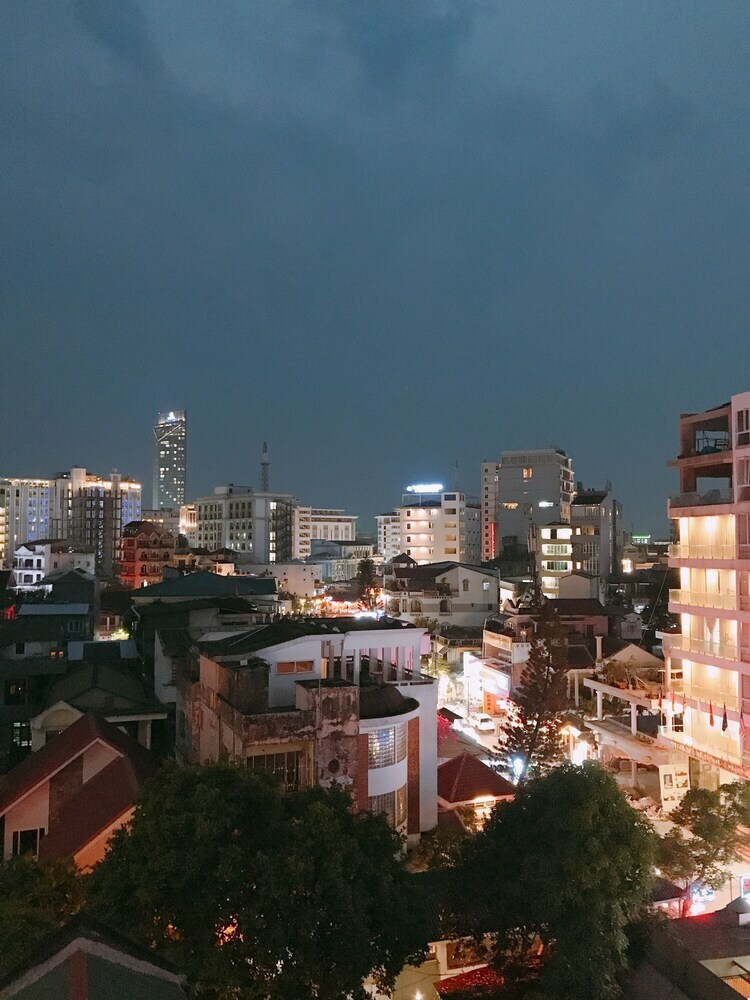 Golden Star Hotel