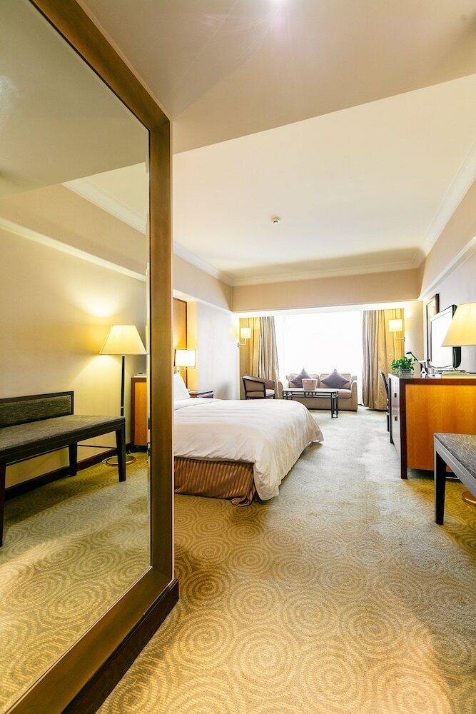 Golden Flower Hotel