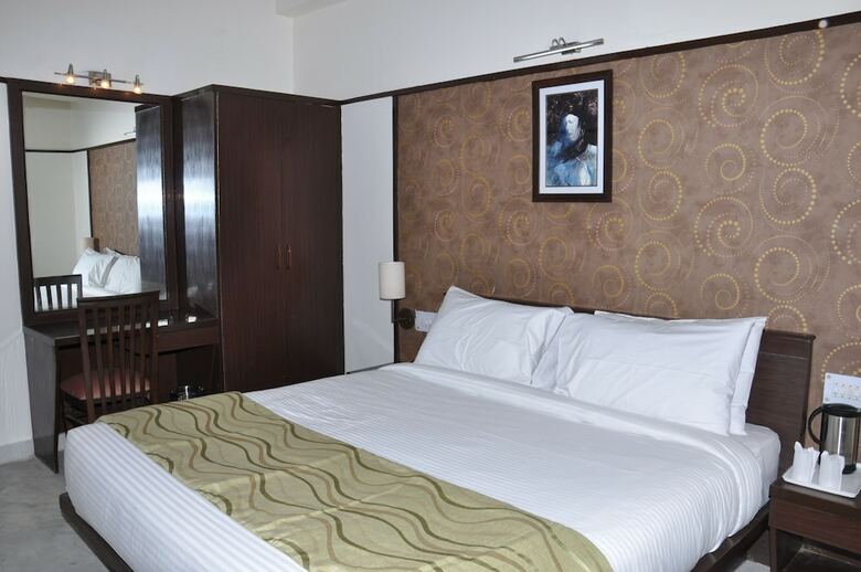 Hotel Krishna Sagar Nh24