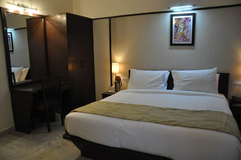 Hotel Krishna Sagar Nh24